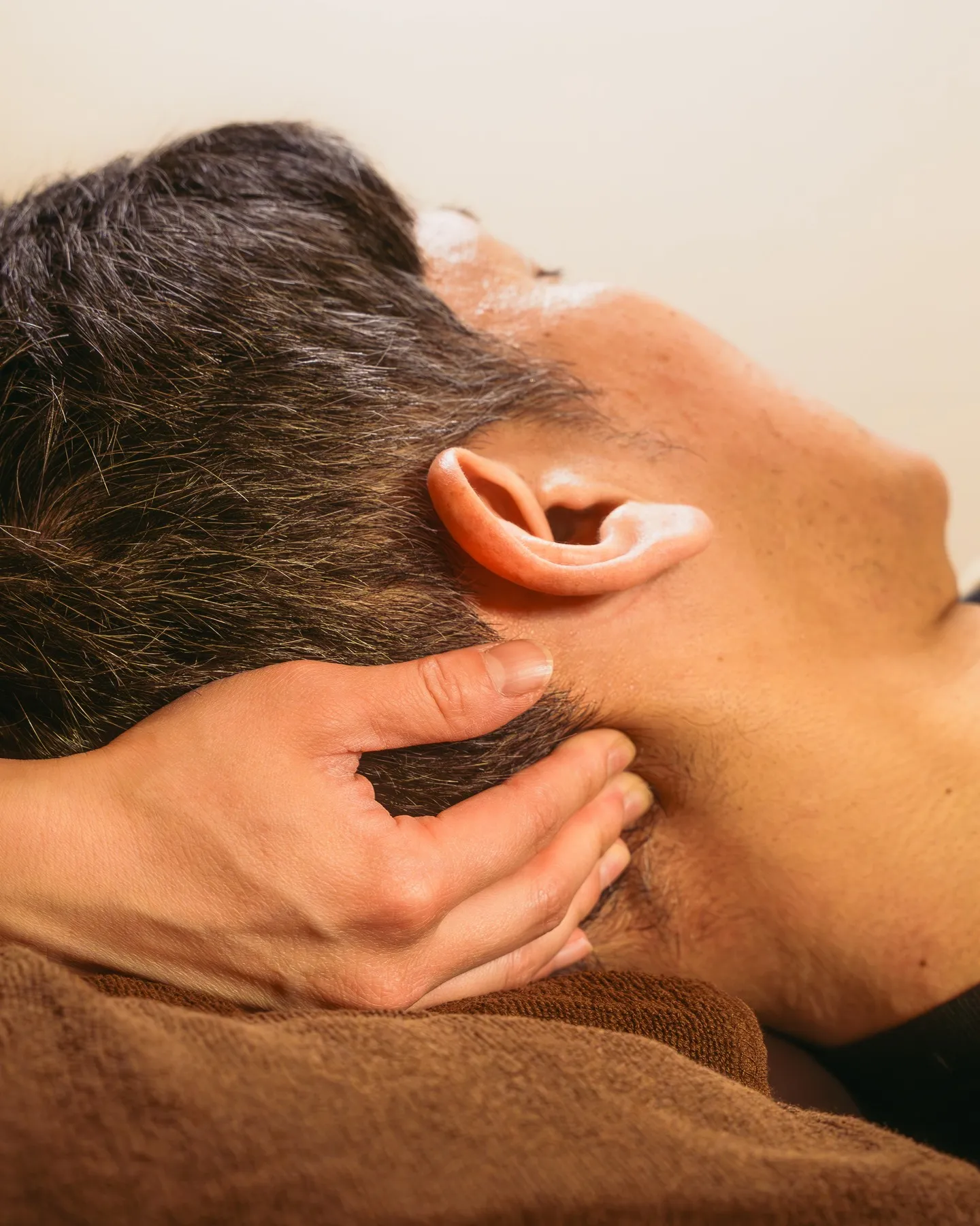 【眼精疲労に効果的なドライヘッドスパ】